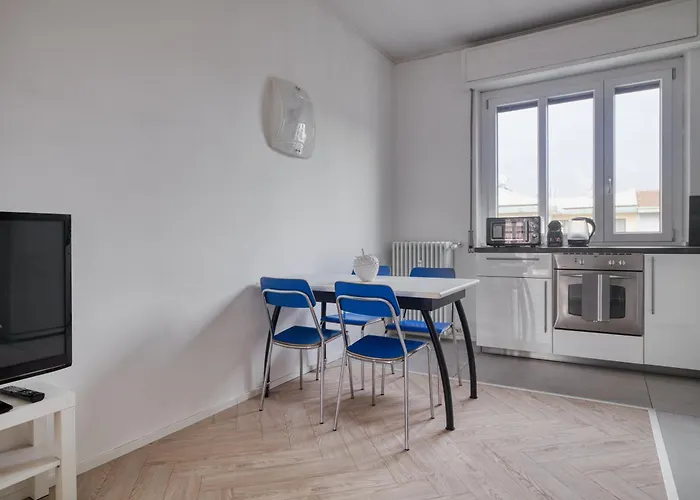 Mico Executive アパート *