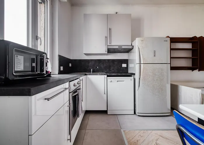 Апартаменты Mico Executive *